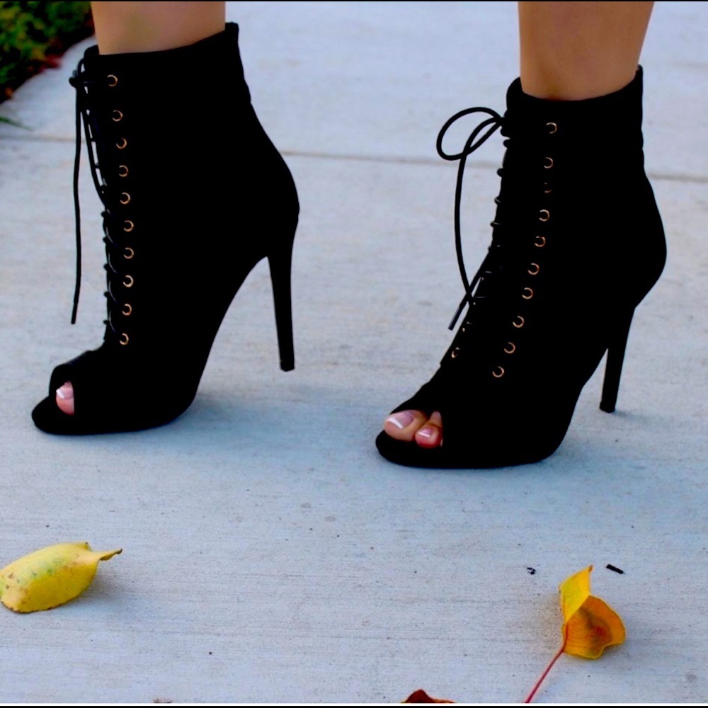 Peep toe heeled booties 8.5